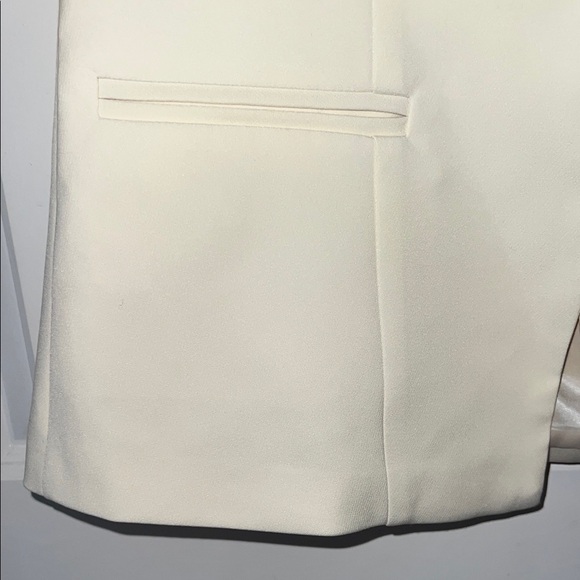 Missguided Cream Satin Garment - Picture 5 of 7